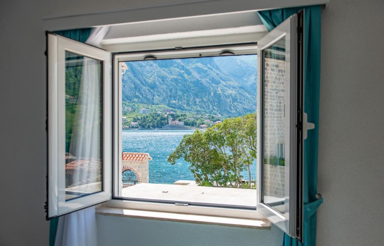 Seafront Apartment Котор Экстерьер фото
