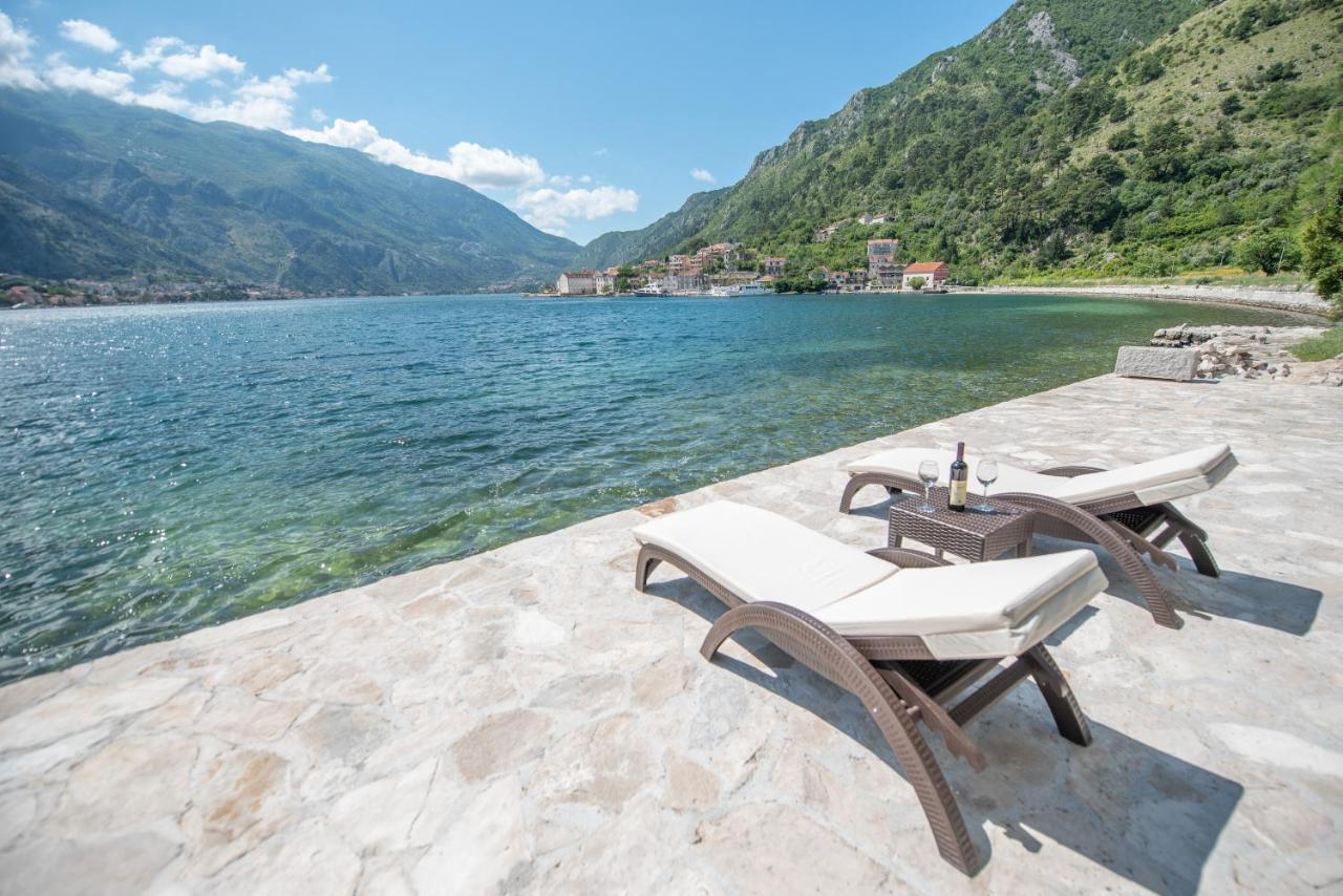 Seafront Apartment Котор Экстерьер фото